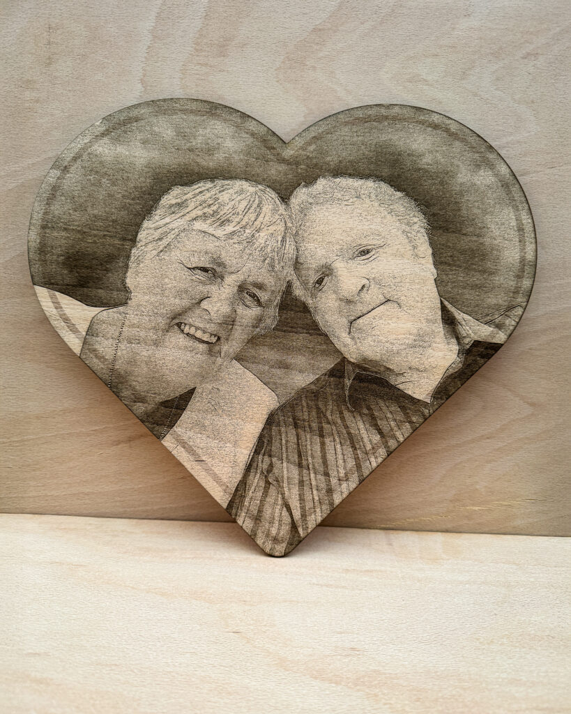 fotka na dřevo, dřevěné srdce